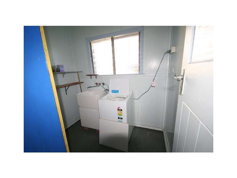 31 Kroombit Street, Biloela QLD 4715