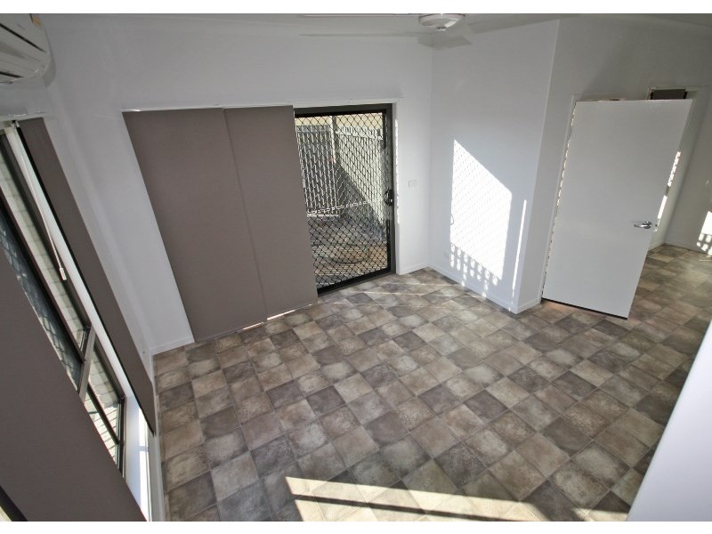 1/1 Halberstater Close, Biloela QLD 4715