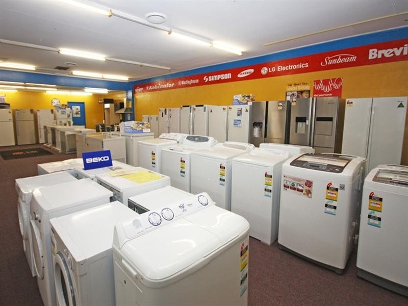 53 Kariboe Street, Biloela QLD 4715