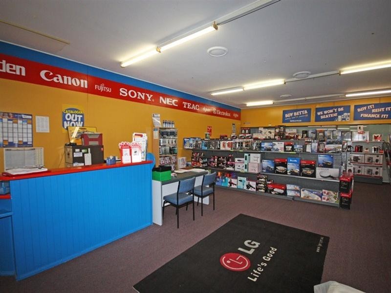 53 Kariboe Street, Biloela QLD 4715