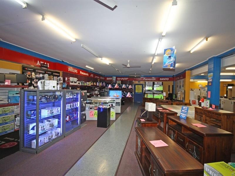 53 Kariboe Street, Biloela QLD 4715