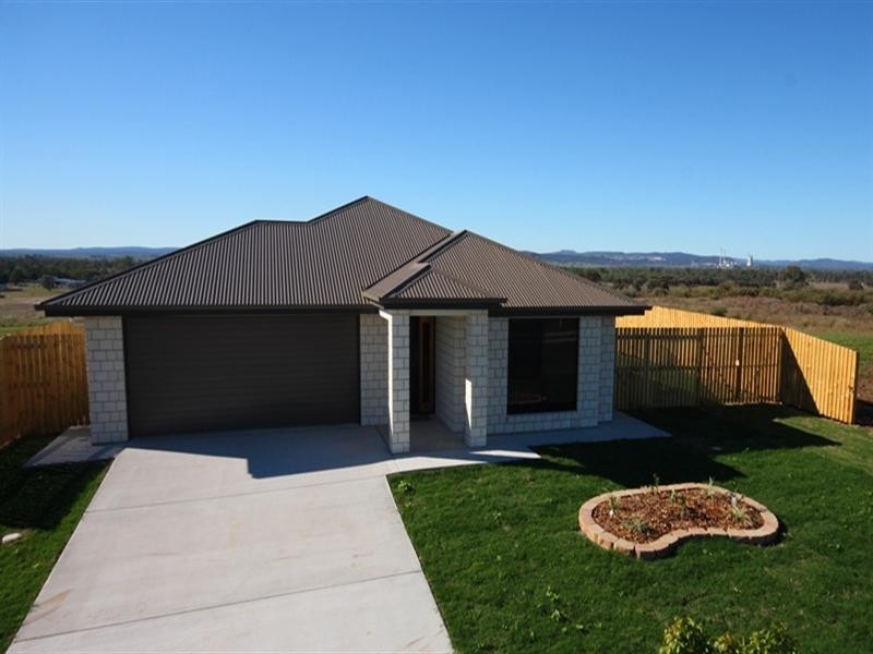 69 Highland Way, Biloela QLD 4715