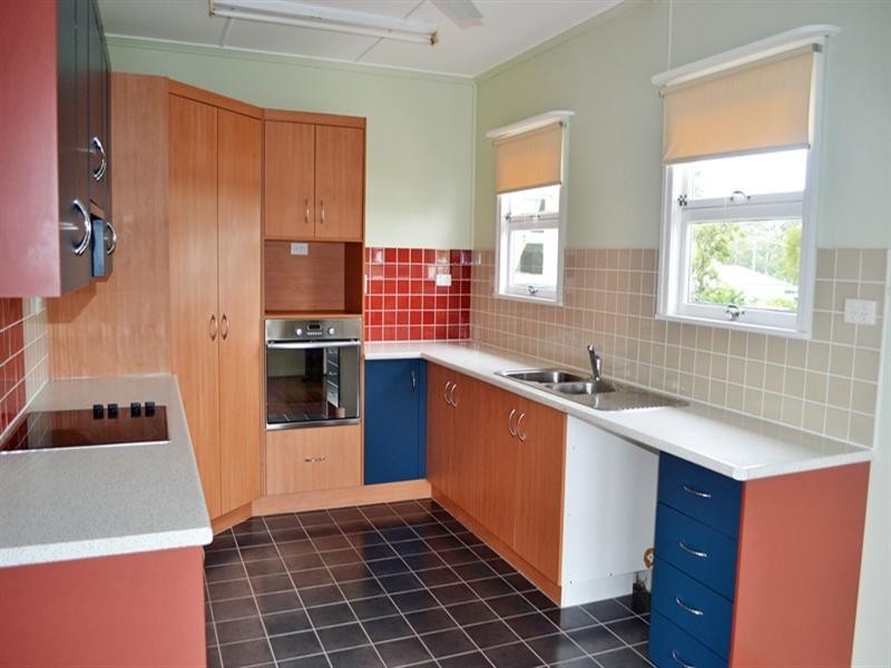 14 Barrett Street, Biloela QLD 4715