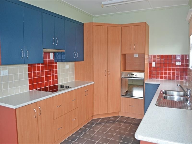 14 Barrett Street, Biloela QLD 4715