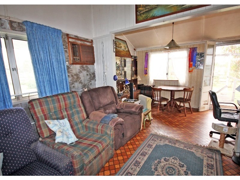 49 McLaughlins Road, Thangool QLD 4716