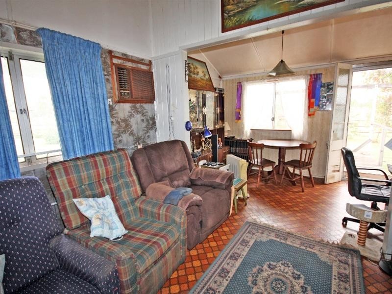 49 McLaughlins Road, Thangool QLD 4716