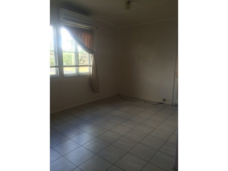 2/69 State Farm Road, Biloela QLD 4715