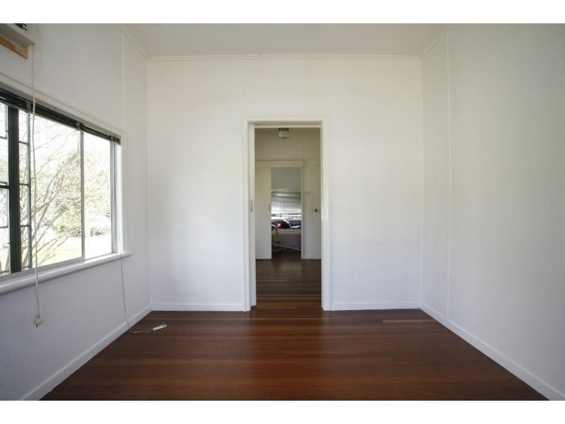 597 Ross River Road, Kirwan QLD 4817