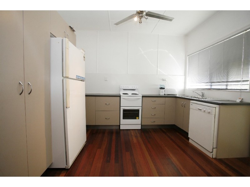 597 Ross River Road, Kirwan QLD 4817