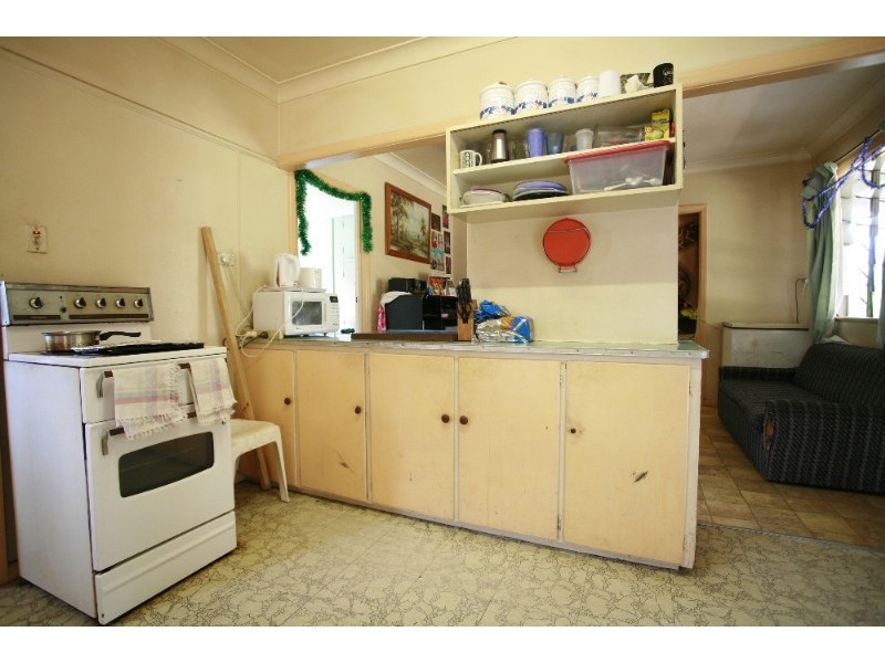 155 Nathan Street, Cranbrook QLD 4814