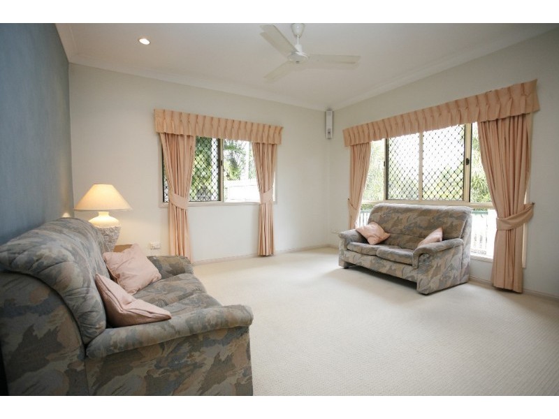 2 Serrata Court, Kirwan QLD 4817
