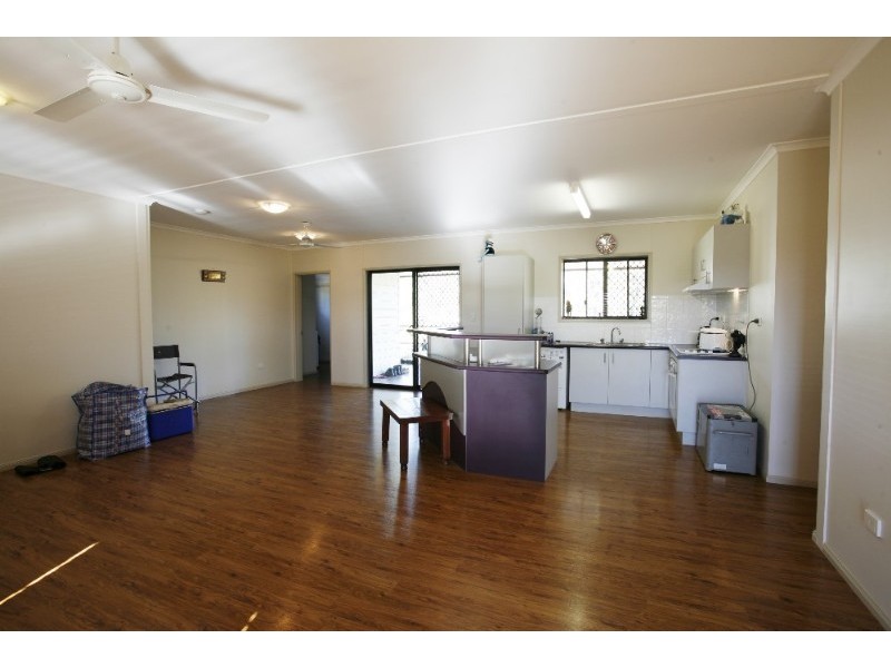 30 Salamander Street, Bluewater QLD 4818