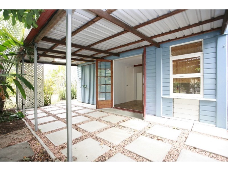 6 Kenealy Street, Aitkenvale QLD 4814