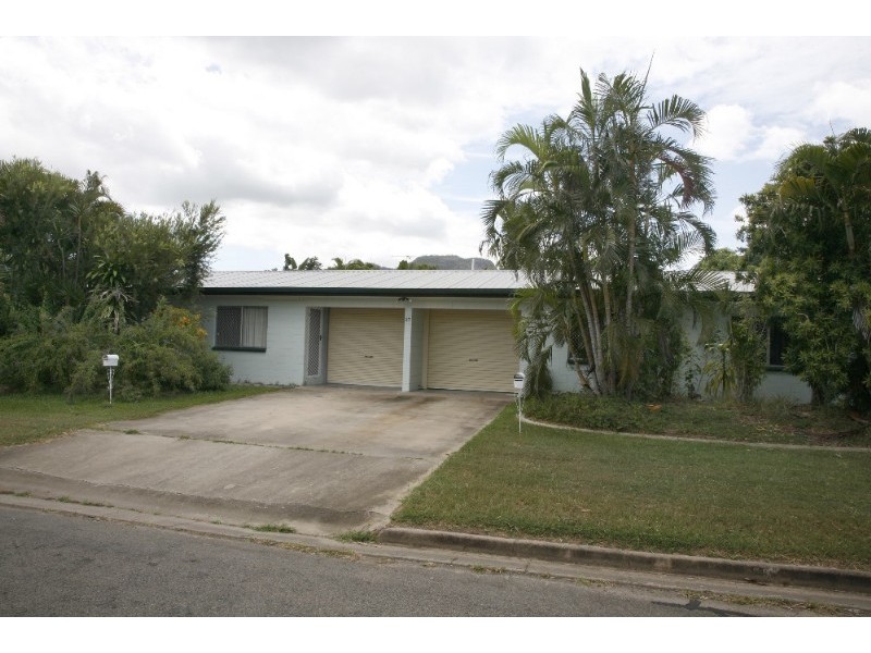 27 Sonia Street, Rasmussen QLD 4815