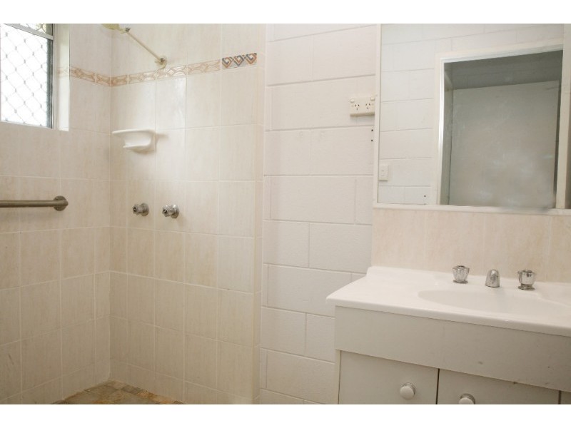 27 Sonia Street, Rasmussen QLD 4815