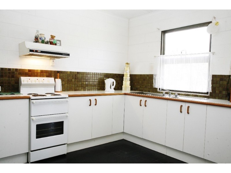 5 Lanark Street, Kirwan QLD 4817