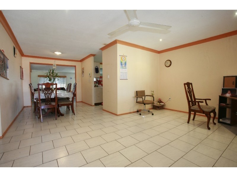 12 TInglewood Street, Kirwan QLD 4817