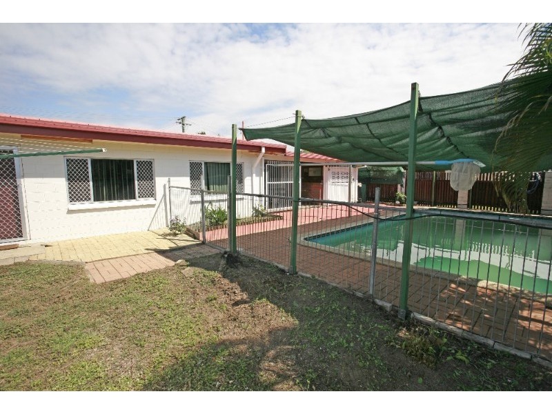 12 TInglewood Street, Kirwan QLD 4817