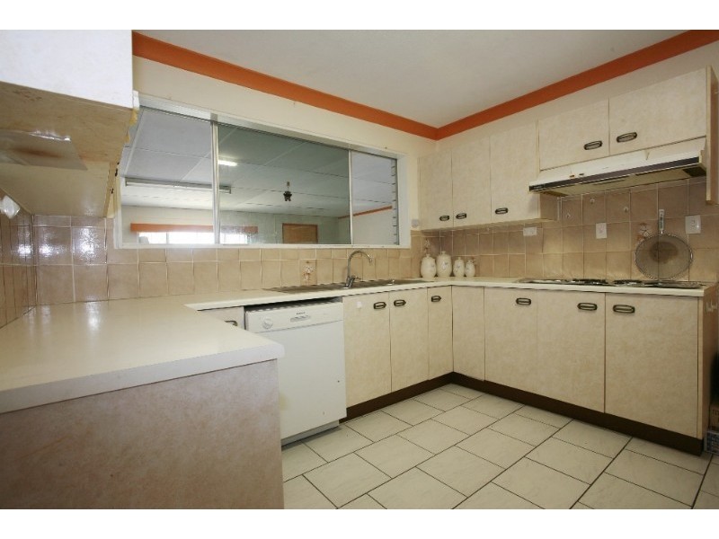 12 TInglewood Street, Kirwan QLD 4817