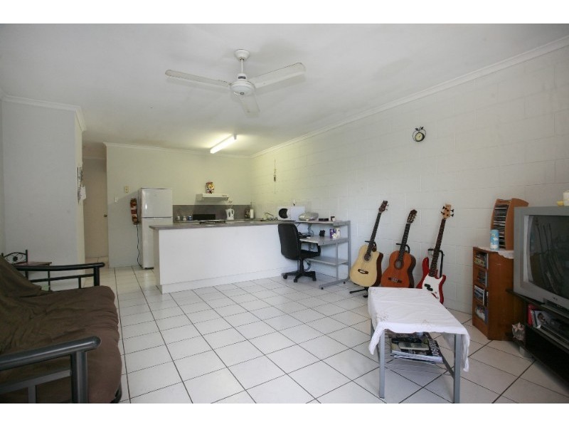 4/22 Roberts Street, Hermit Park QLD 4812