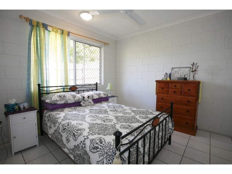 4/22 Roberts Street, Hermit Park QLD 4812