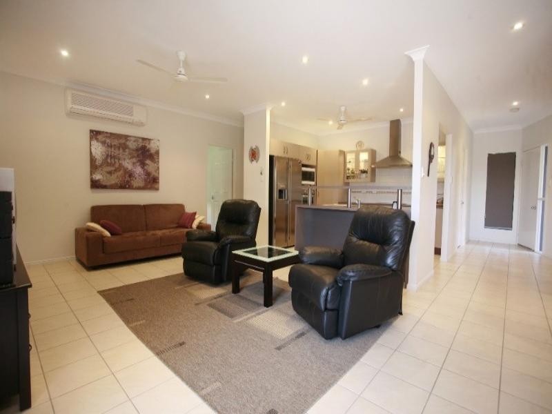 10 Canthium Court, Mount Louisa QLD 4814