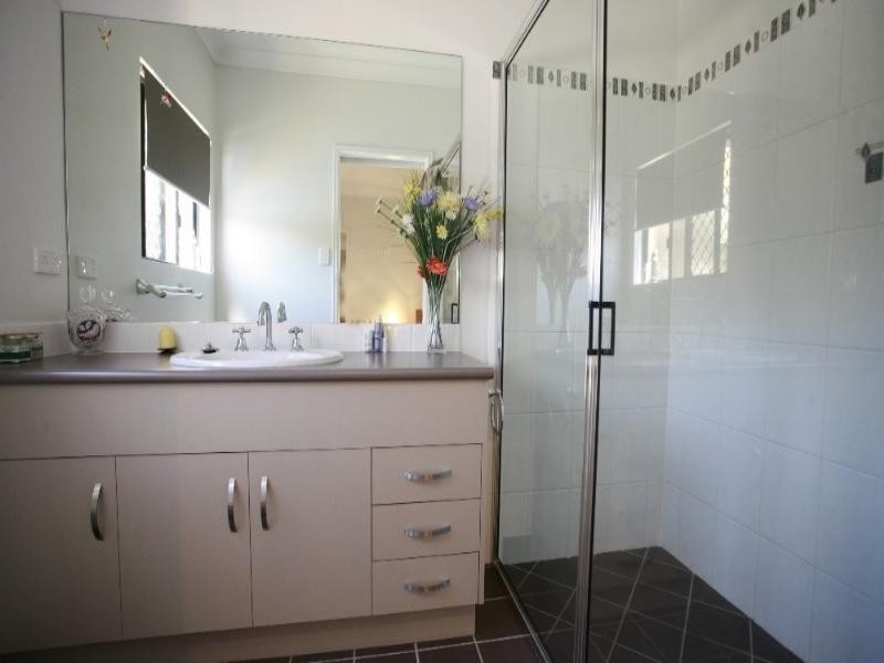 10 Canthium Court, Mount Louisa QLD 4814