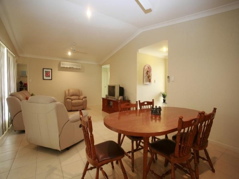 4 Minstrel Court, Bushland Beach QLD 4818