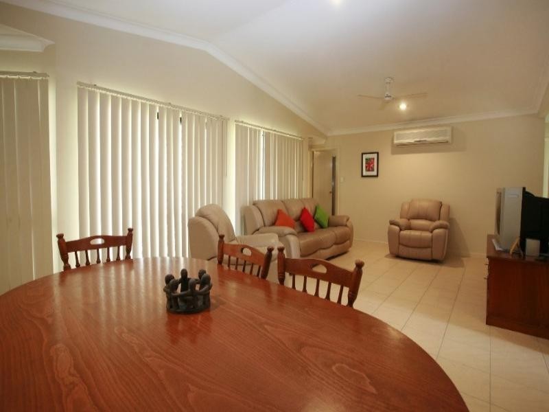 4 Minstrel Court, Bushland Beach QLD 4818