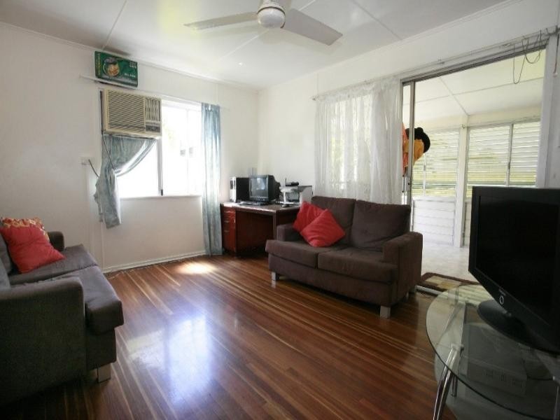 15 Fitzroy Street, Cranbrook QLD 4814