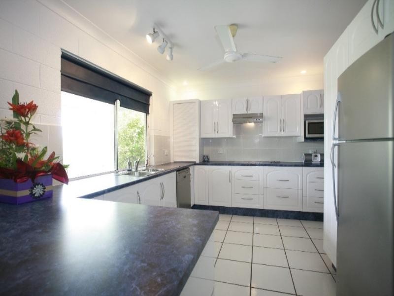 5 Cascade Court, Mount Louisa QLD 4814