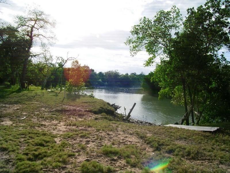 42272 Bruce Highway, Bluewater QLD 4818