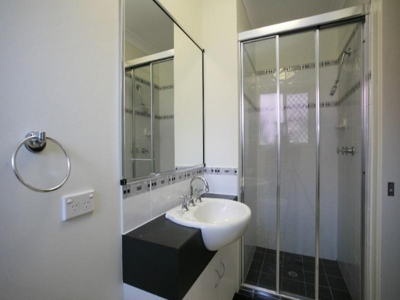 7 Redbank Court, Mount Louisa QLD 4814