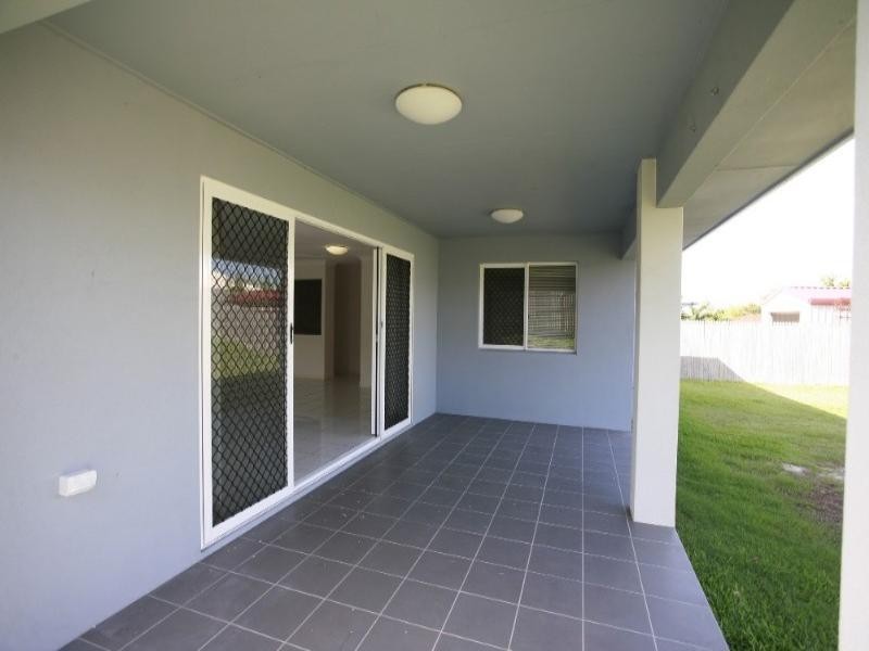 7 Redbank Court, Mount Louisa QLD 4814