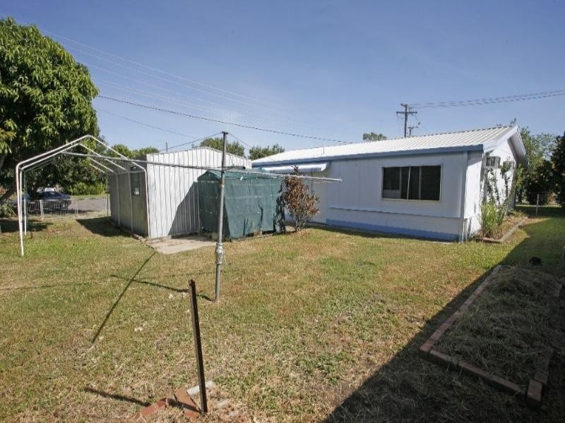 2 Alexander Court, Rasmussen QLD 4815
