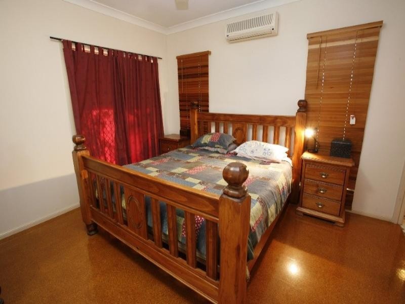 50 Flagstone Avenue, Rangewood QLD 4817