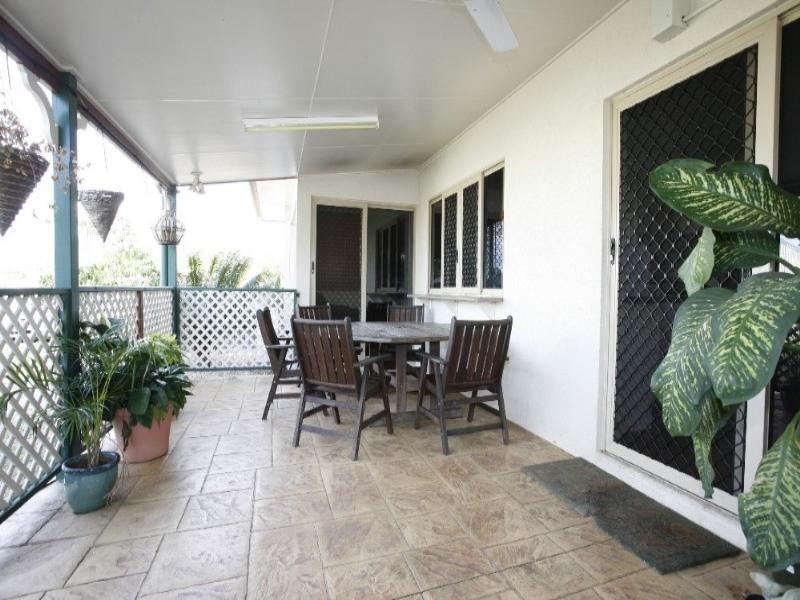 50 Flagstone Avenue, Rangewood QLD 4817