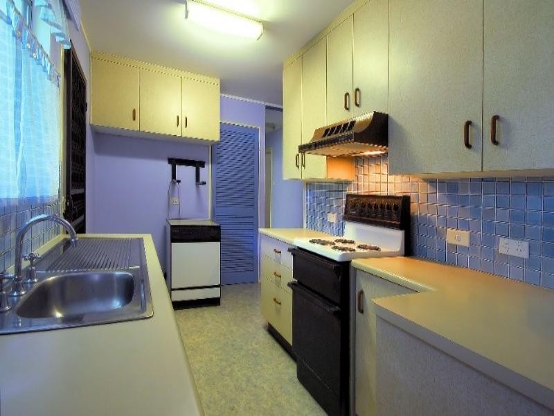 10 Andrew Crescent, Condon QLD 4815