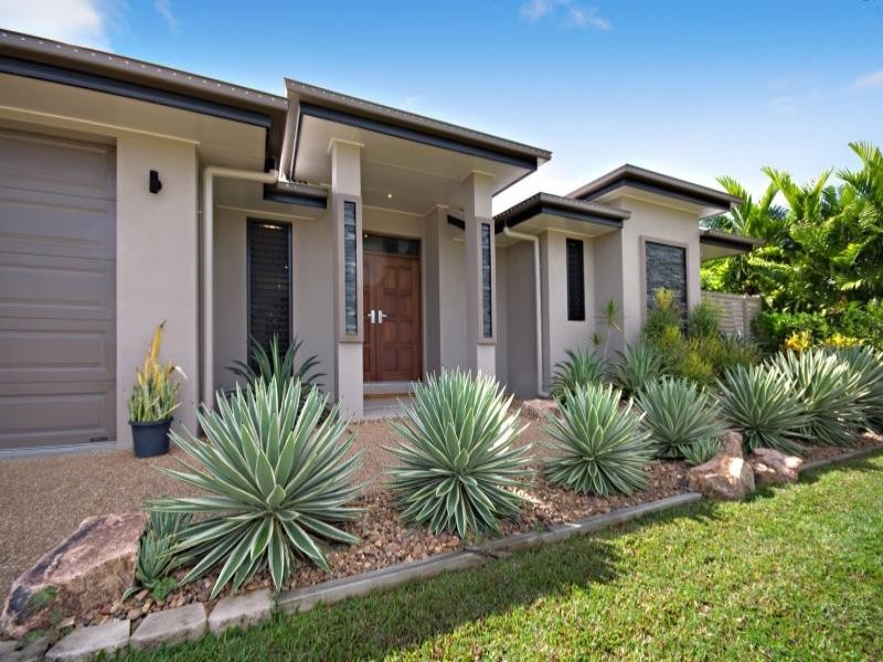 25 Dungurra Place, Bushland Beach QLD 4818