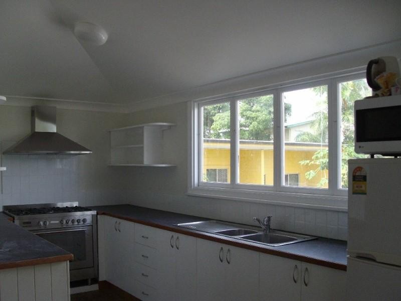 19 Fletcher Street, Townsville City QLD 4810