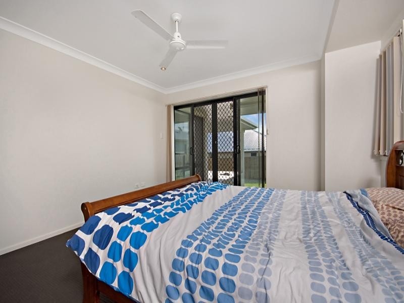 11 Helvellyn Street, Bushland Beach QLD 4818