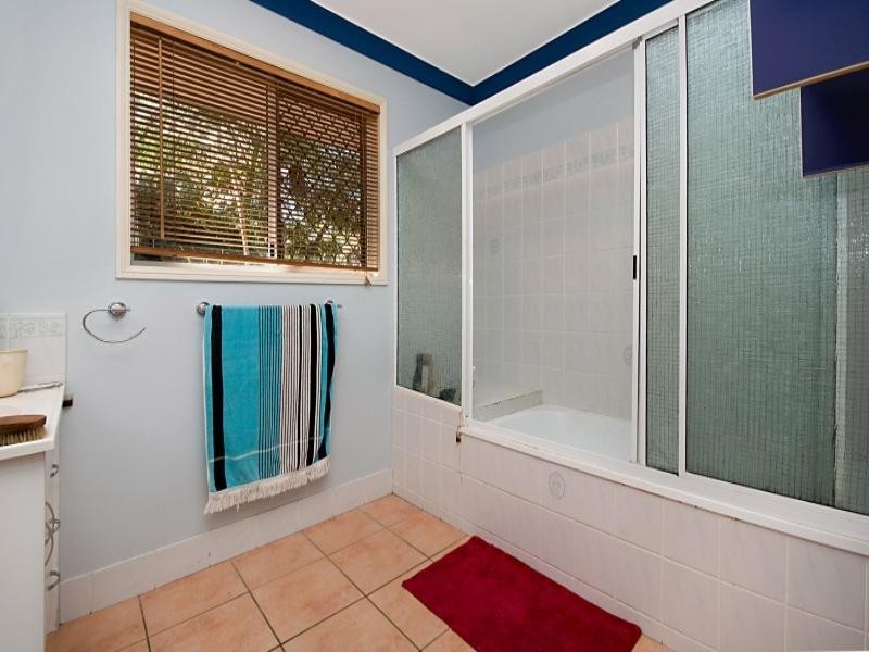 15 Rosewood Avenue, Kelso QLD 4815