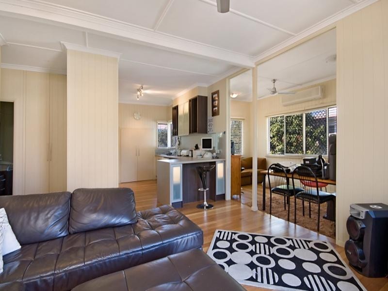 49 Goldring Street, Hermit Park QLD 4812