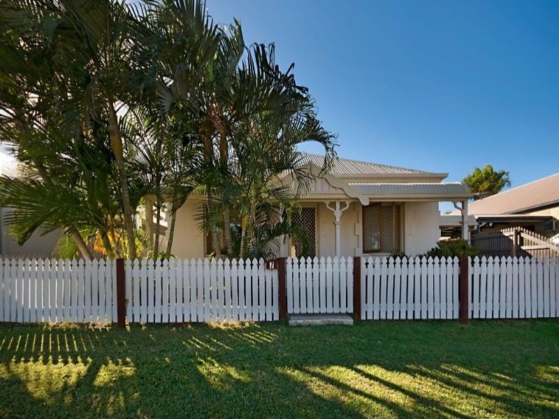 7 Florida Place, Kirwan QLD 4817