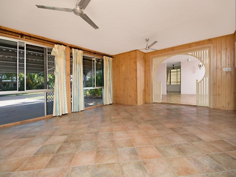 10 Willow Court, Kirwan QLD 4817