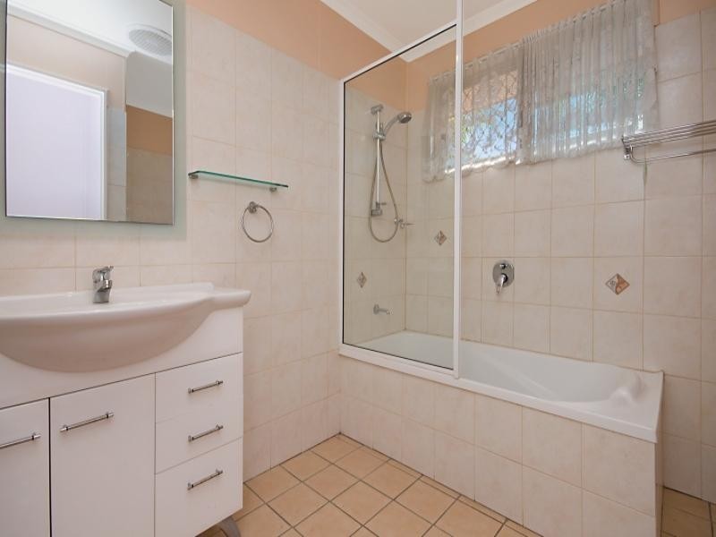 10 Willow Court, Kirwan QLD 4817