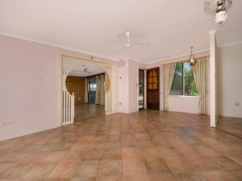 10 Willow Court, Kirwan QLD 4817