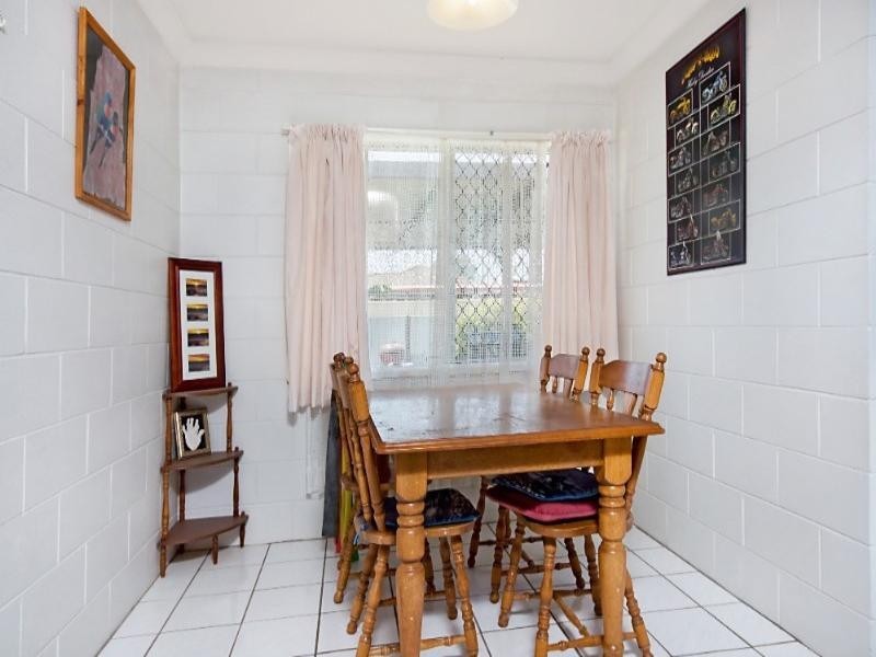 24 San Vito Crescent, Rasmussen QLD 4815