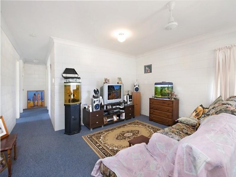 24 San Vito Crescent, Rasmussen QLD 4815