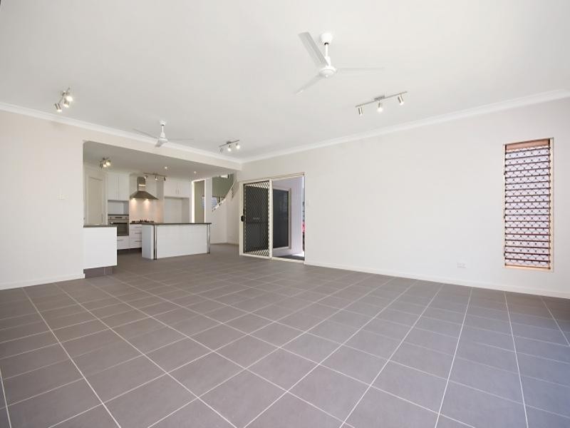 5 Springbrook Parade, Idalia QLD 4811